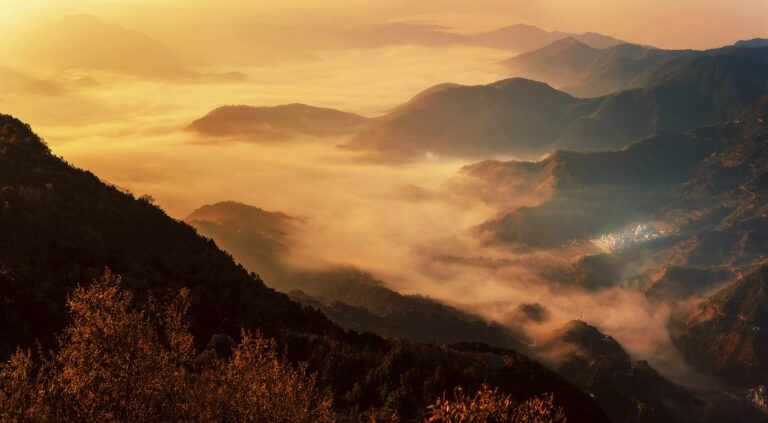 新建文件夹 - There are houses in the Misty Mountains